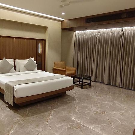 Hotel Archana Residency Mumbai Dış mekan fotoğraf