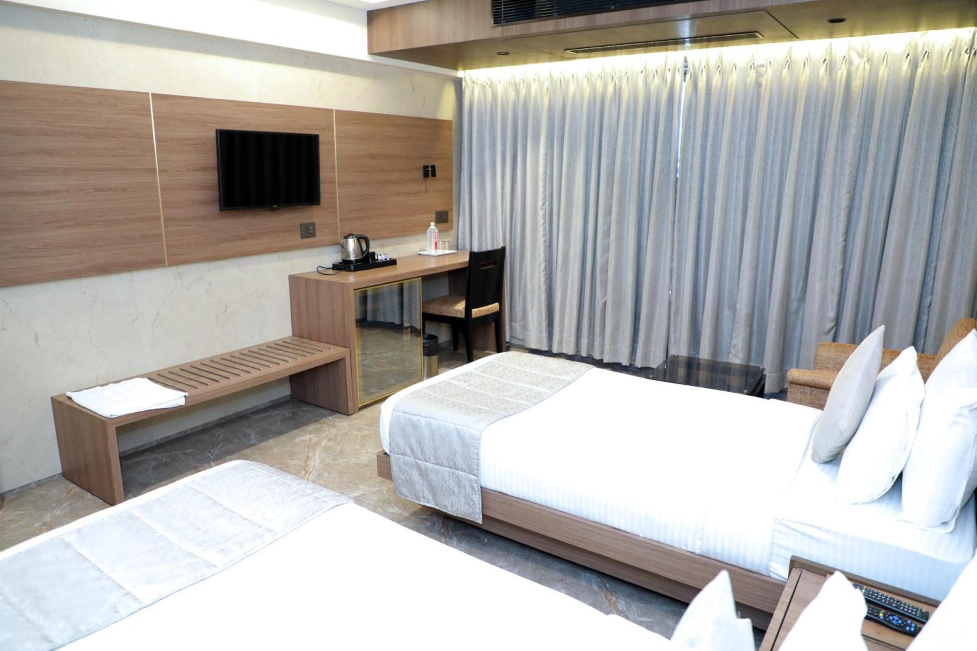 Hotel Archana Residency Mumbai Dış mekan fotoğraf