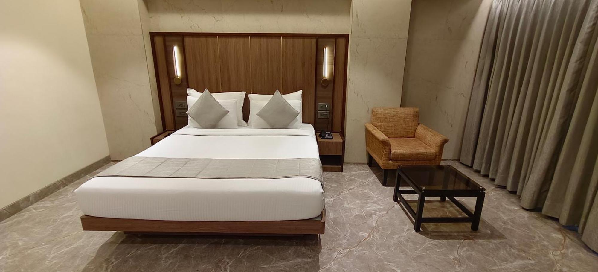 Hotel Archana Residency Mumbai Dış mekan fotoğraf